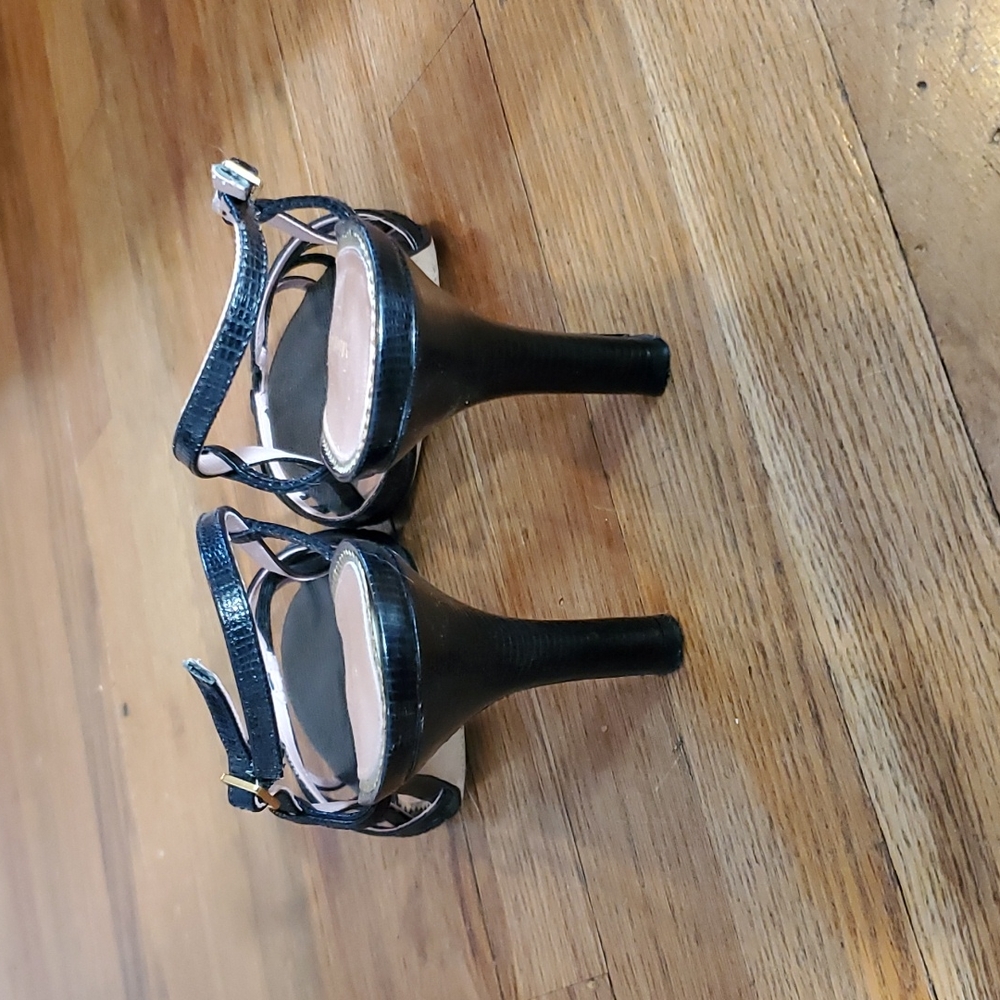 Antonio Melani Black strappy slingback sandal heels - Picture 3 of 7